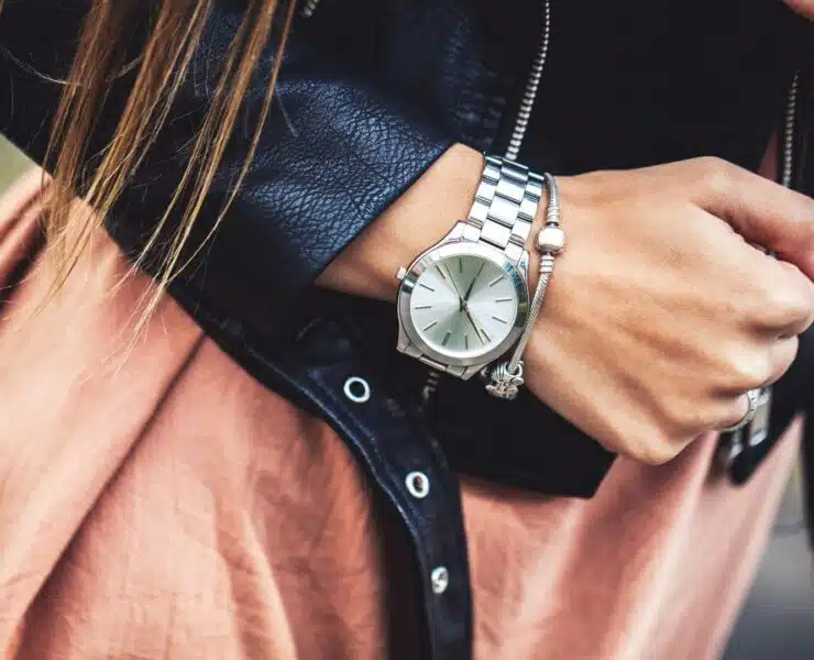 zegarek damski z biżuterią