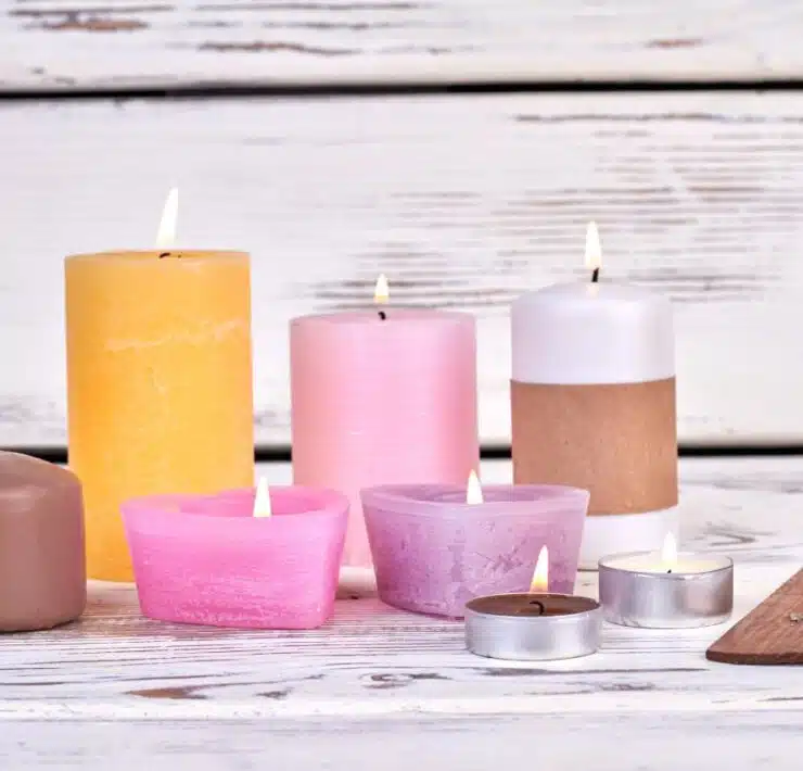 Candles and candles with a logo or advertising print